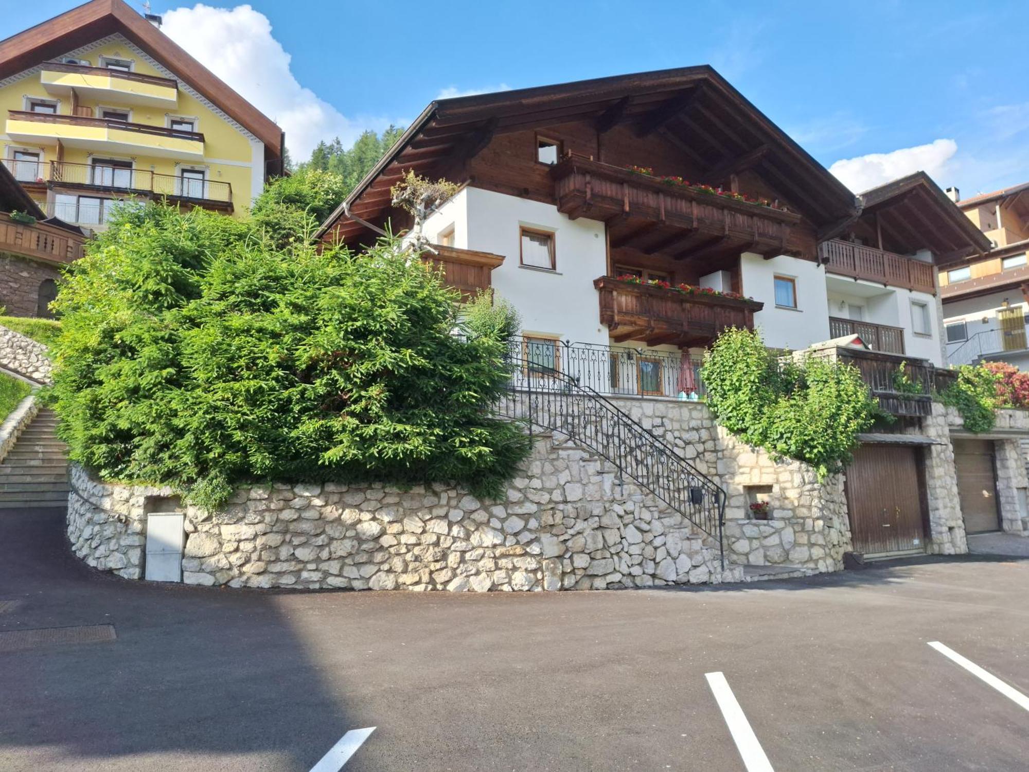 Apartments Insam Santa Cristina Val Gardena エクステリア 写真