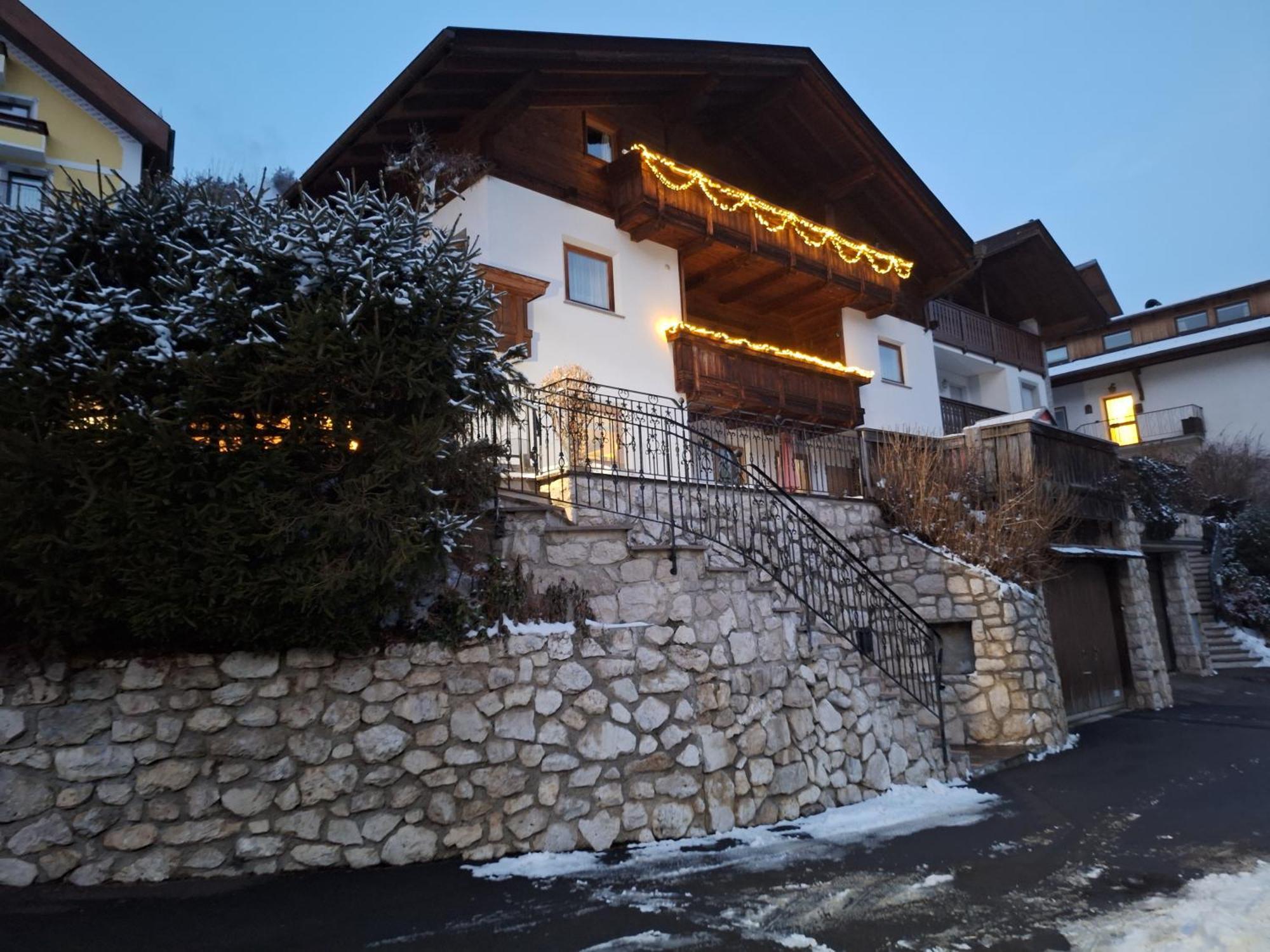 Apartments Insam Santa Cristina Val Gardena エクステリア 写真